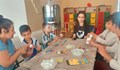 Деца с аутизъм изработиха Великденска украса в Русе