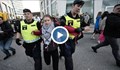 Арестуваха Грета Тунберг пред залата на "Евровизия"