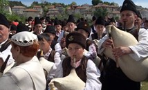 Празник на чевермето събра стотици хора в Златоград