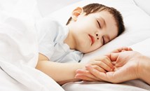 Учени: Недостигът на сън при малките деца води до психози през пубертета