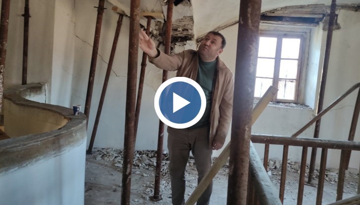 Той мечтае да реставрира джамия и синагога в България