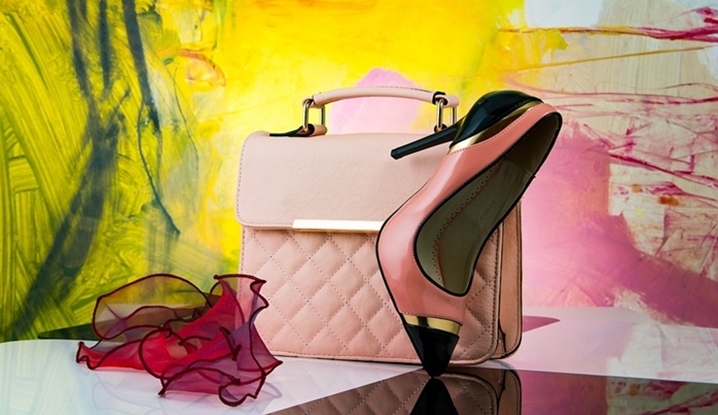 Каишките за кожени <strong class='keys'>часовници</strong> могат да се предлагат в много различни модели и са предимно „отрязани“, останали от по-големи продукти като чанти и ботуши