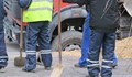 Дупка глътна камион на бул. "Цар Освободител"