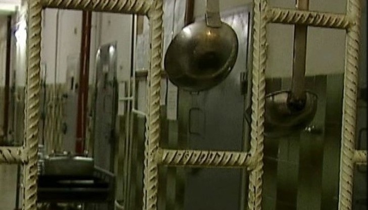800 бона брои държавата за прехана на затворниците