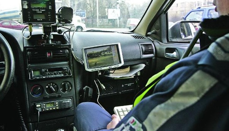 Хиляди шофьори колективно ще съдят КАТ Хиляди шофьори колективно ще съдят КАТ