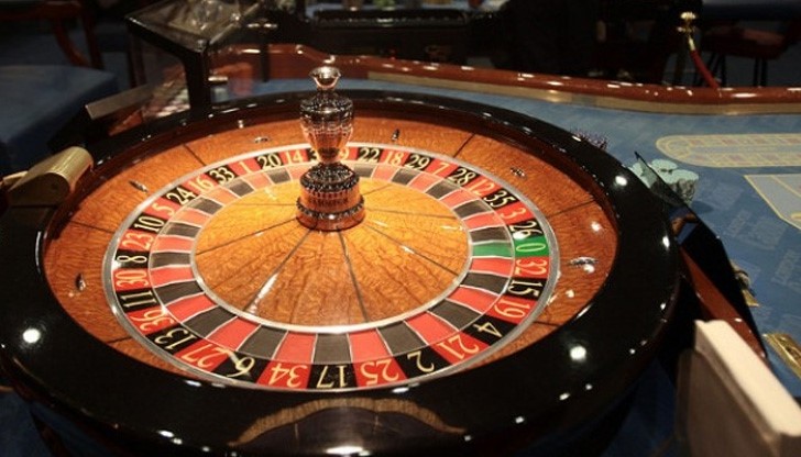 Комарджия издивя и потроши казино заради 30 лева Комарджия издивя и потроши казино заради 30 лева