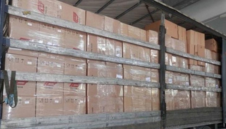 Румънец пробва да мине гръцката граница с марихуана за 2,4 млн. лв. Румънец пробва да мине гръцката граница с марихуана за 2,4 млн. лв.