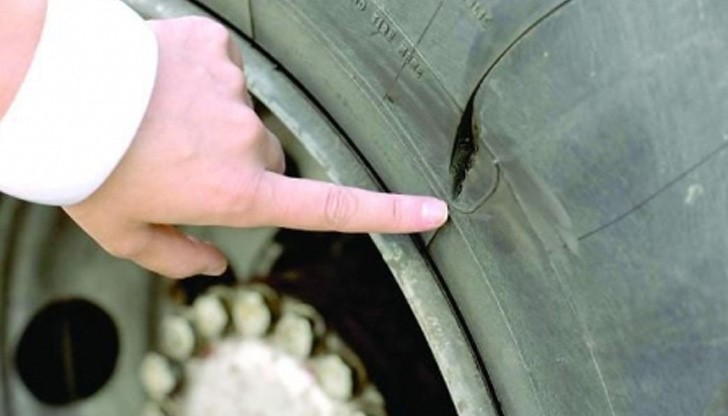 Внимание! Гамени масово режат гуми в Русе Внимание! Гамени масово режат гуми в Русе