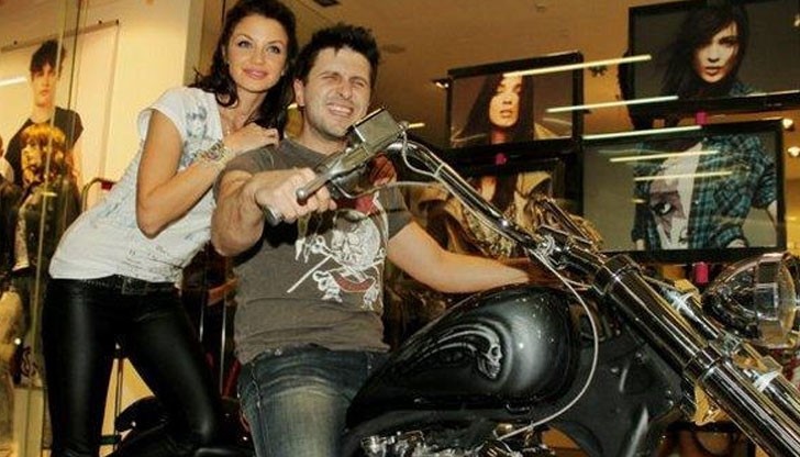 Диляна Попова бременна от Блатечки Диляна Попова бременна от Блатечки