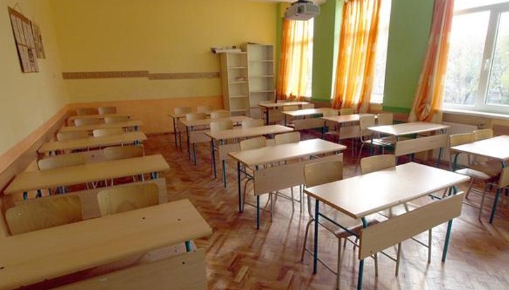 Русенчета напускат училище заради бедност и незнание на български език