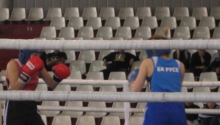 Чеитирима русенски боксьори се състезават за Купа България