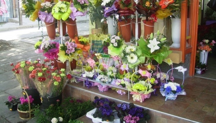 6 акта отнесоха русенски цветари по 8-ми март