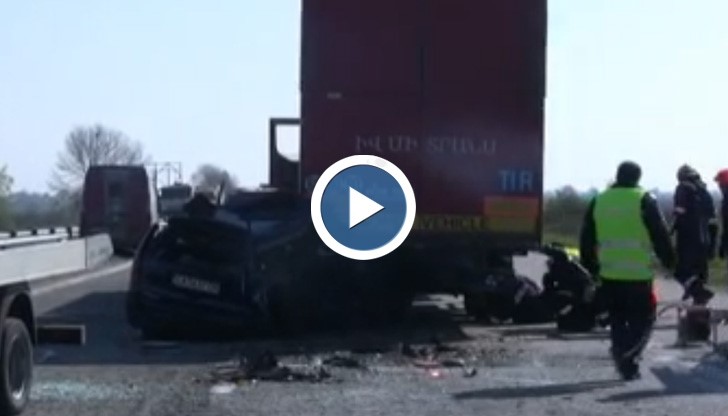 2-годишно момиченце е сред пострадалите в зверската катастрофа на "Тракия"