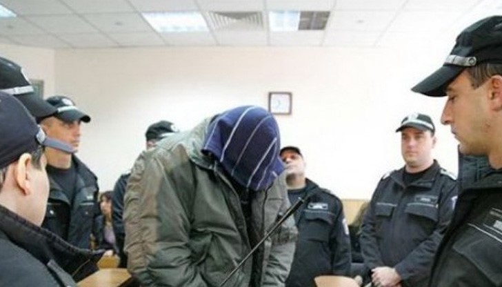 5 години затвор за бургазлия, блудствал сексуално с невръстно сираче 5 години затвор за бургазлия, блудствал сексуално с невръстно сираче