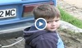 Защо едно дете се превърна в талисман за цяло село