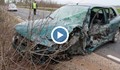 Зверска катастрофа с автобус и лека кола край Павел Баня