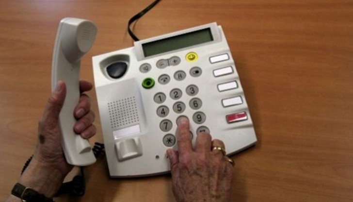 Съобразителна баба надхитри телефонен измамник Съобразителна баба надхитри телефонен измамник