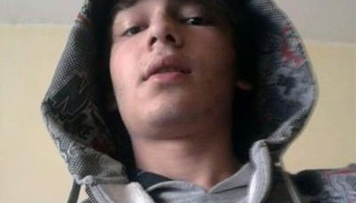 Мерт скрил кървавата брадва зад гардероб, прокуратурата иска доживотен затвор