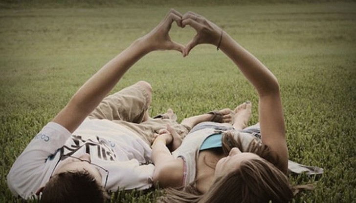 Как се влюбват зодиите Как се влюбват зодиите