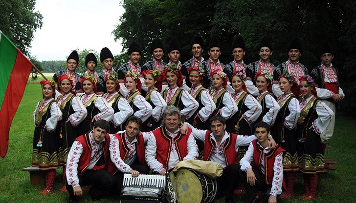 С фолклорен концерт бележат 65 години извънучилищна дейност в Русе