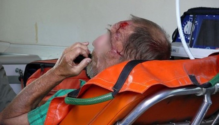Русенец вкара баща си в болница след удар с брадва по главата