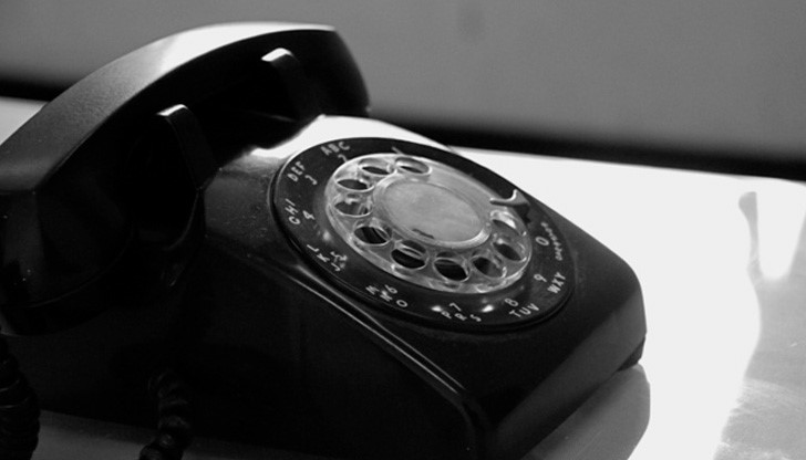 "Ало" измамници прибраха 5 бона от старец и го зарязаха на пътя