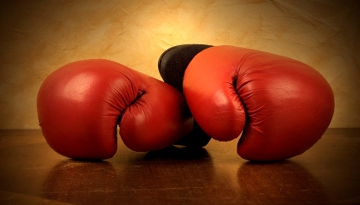 Боксьорки от Русе грабнаха две първи места на шампионата в София