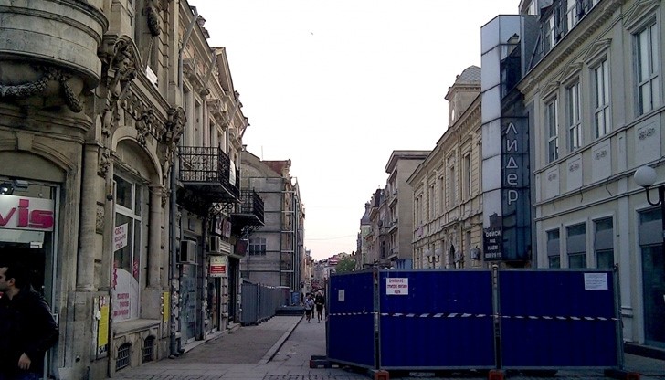 Ремонтите в центъра на Русе започнаха с подмяна на водопровод