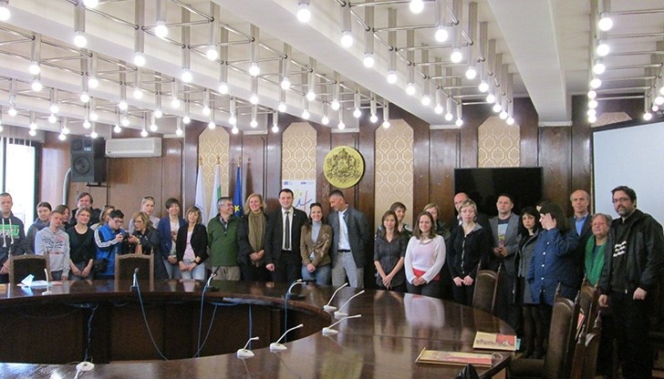 Участници от 5 европейски страни в проект "Леонардо да Винчи" гостуваха в Община Русе