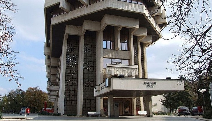Над 200 000 лв. харчи Община Русе за канцеларски материали Над 200 000 лв. харчи Община Русе за канцеларски материали
