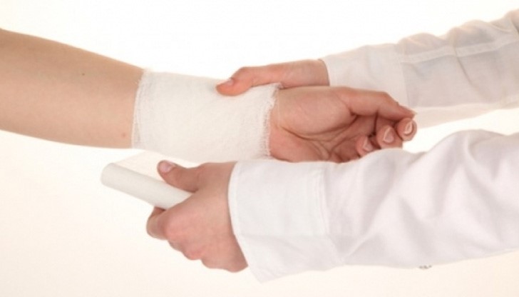 Спасиха самоубийца с прерязани вени