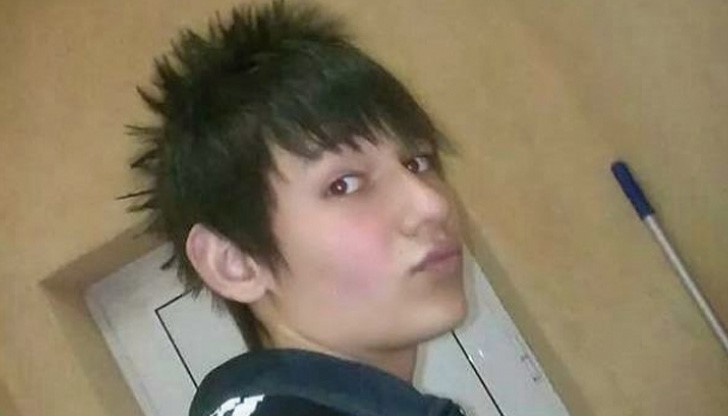 18-годишен ученик насякъл Джейлян и дъщеря й 18-годишен ученик насякъл Джейлян и дъщеря й