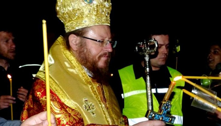 Русенци посрещнаха Възкресение Христово