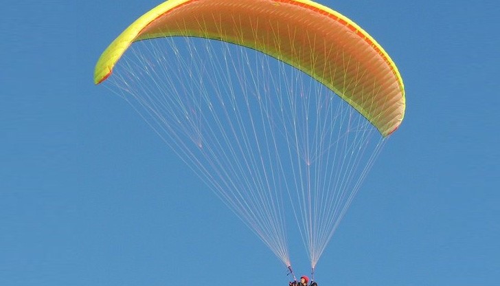 Българин загина с парапланер в Турция Българин загина с парапланер в Турция