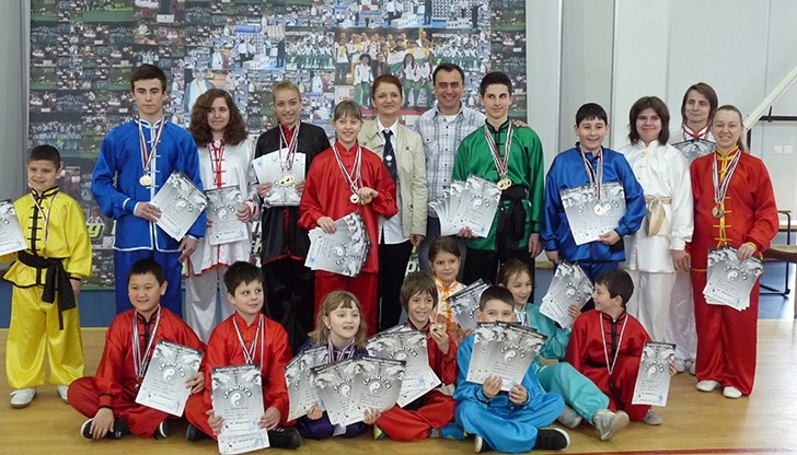 Русенски каратисти се завърнаха с 52 медала от Държавното първенство по ушу