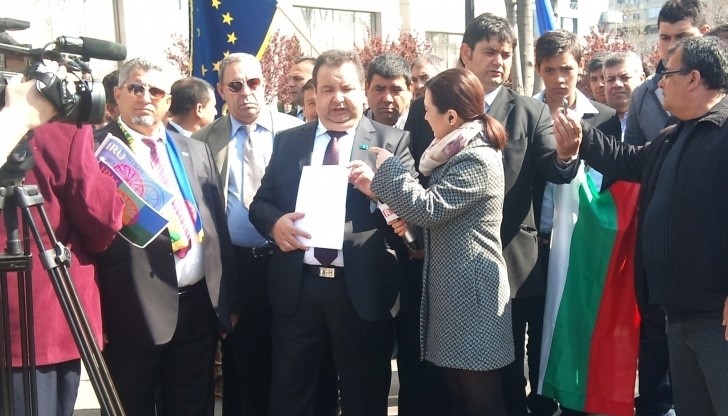 Русенец е сред европейските ромски лидери Русенец е сред европейските ромски лидери