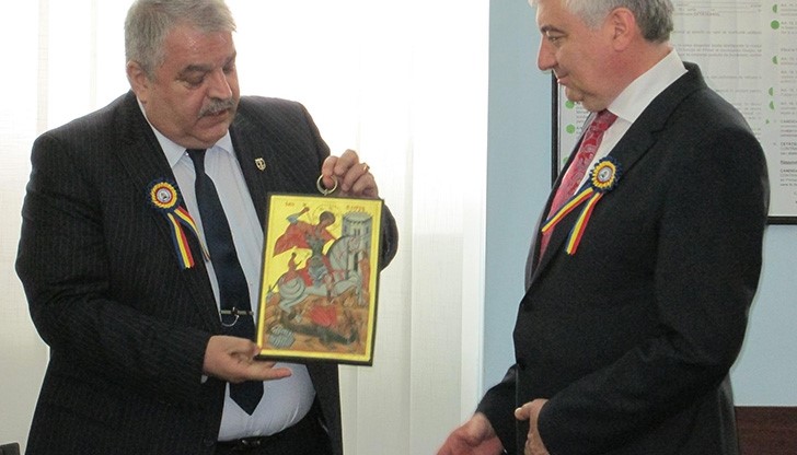Икона на "Св. Георги Победоносец" получи Гюргево от Русе по повод празника на града