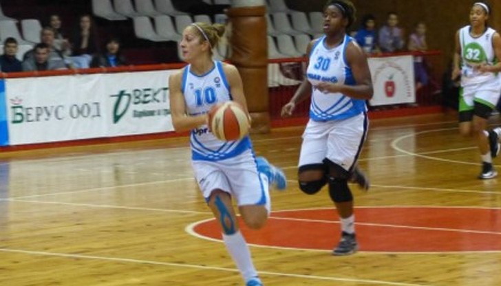 „Сините феи“ се борят с „Хасково“ за място на финала „Сините феи“ се борят с „Хасково“ за място на финала