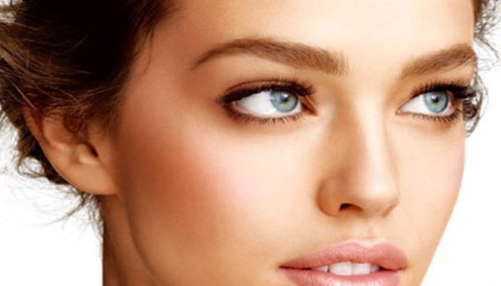 Народни рецепти, с които да се преборите лесно и бързо с торбичките под очите