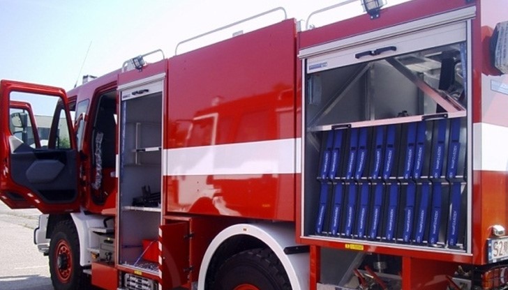 Незаконно сметище опуши кв. "Здравец" Незаконно сметище опуши кв. "Здравец"