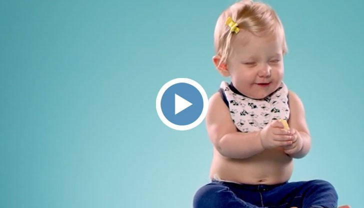 Бебета опитват лимон за пръв път!