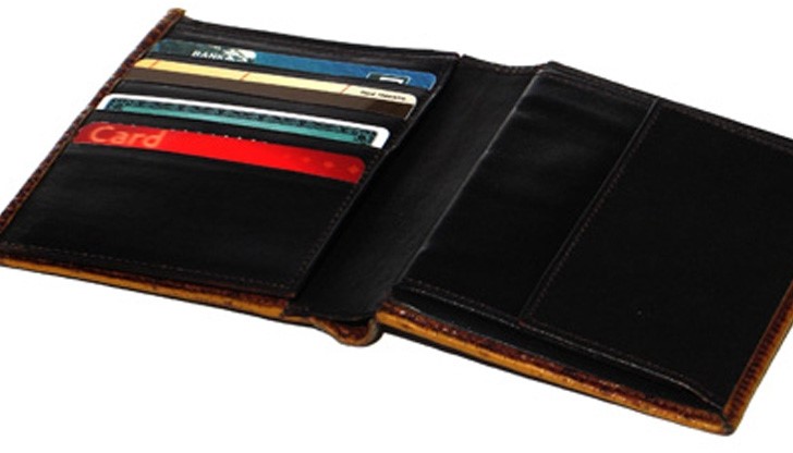 Деца намериха и върнаха портфейл със 7 000 лв.