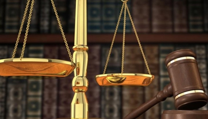 Рецидивист се връща в пандиза, ударил ченге и готвачка, заплашил ги с убийство Рецидивист се връща в пандиза, ударил ченге и готвачка, заплашил ги с убийство