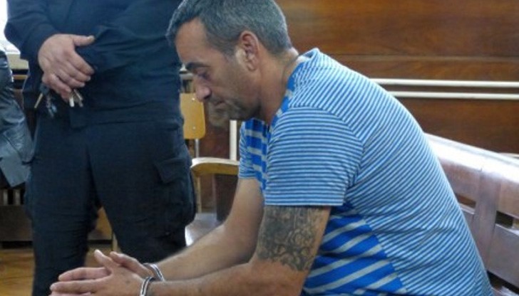 Оставят в ареста гърка, опитал да пренесе 55 кг. хероин през Дунав мост