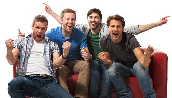 Kвартиранти намериха 40 000 долара в стар диван