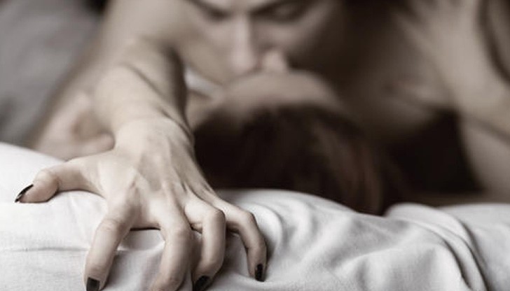 На кого му е по-хубаво в леглото - на мен или на него? На кого му е по-хубаво в леглото - на мен или на него?