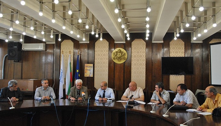 Щабът за защита при бедствия в Русе се събра заради високото ниво на р. Дунав