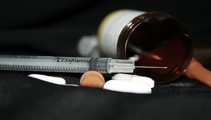 20-годишна издъхна след коктейл от дрога венозно