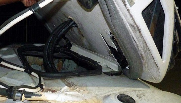 Русенец напъхал 9 сирийци в тайник на микробус Русенец напъхал 9 сирийци в тайник на микробус