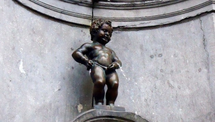 Русенски квартал се сдоби с "Пикаещото момченце" Русенски квартал се сдоби с "Пикаещото момченце"